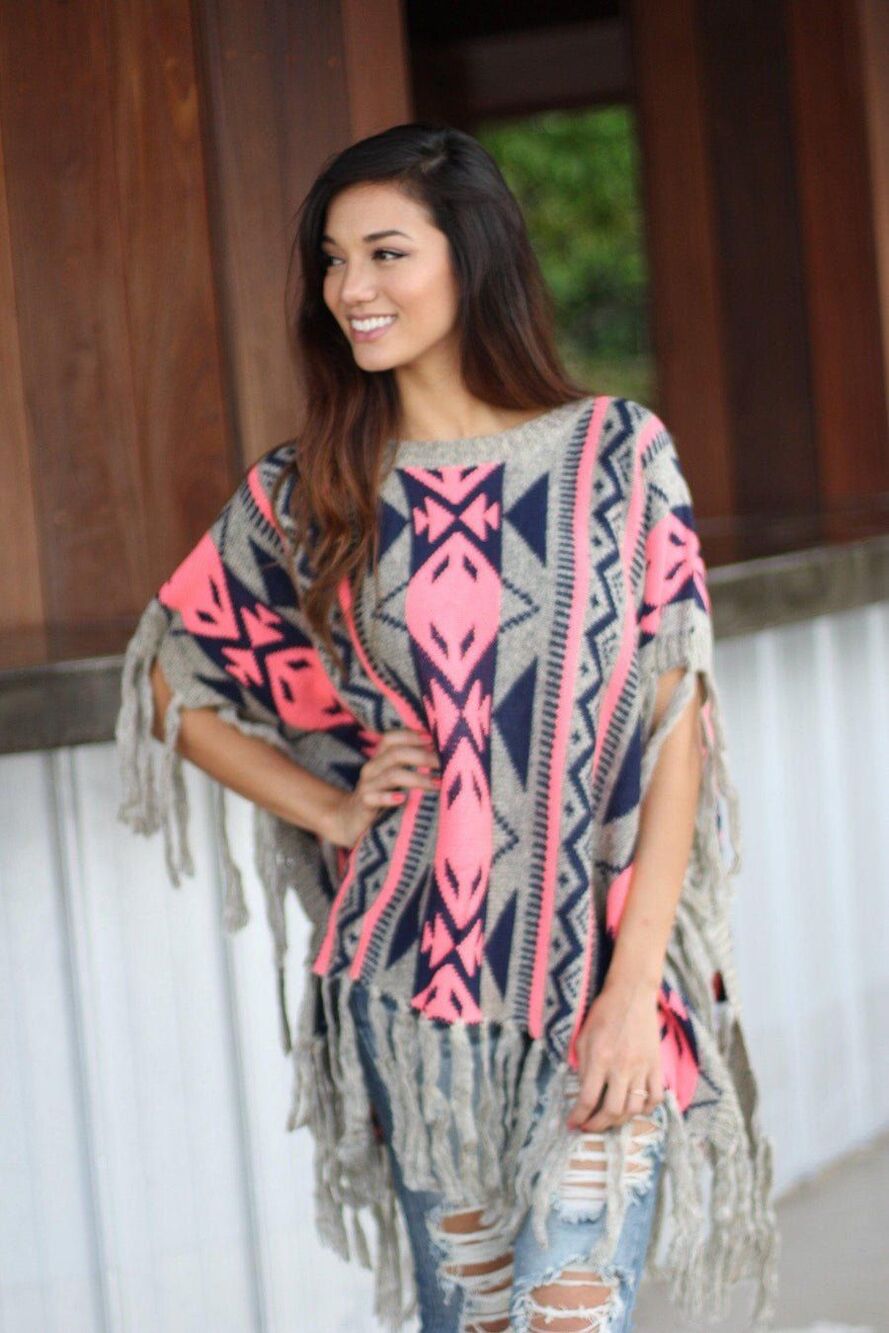 Aztec Fringe Poncho Sweater M Pink Knit Tribal Caftan Cardigan Boho 70s Festival - Picture 11 of 12
